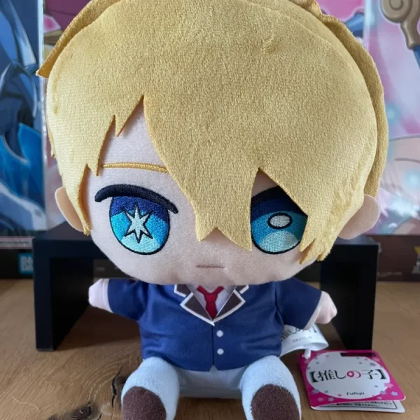 Oshi no Ko – Peluche Aqua Hoshino Osuwari 23 cm SEGA