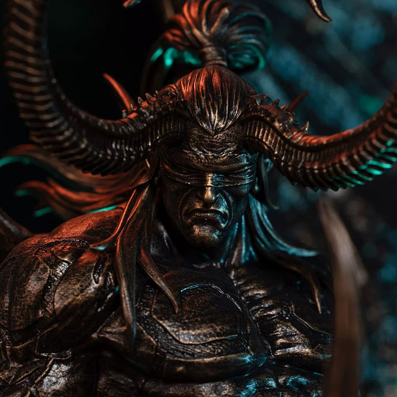 WORLD OF WARCRAFT Statue Illidan Stormrage Bronze Colored Blizzard