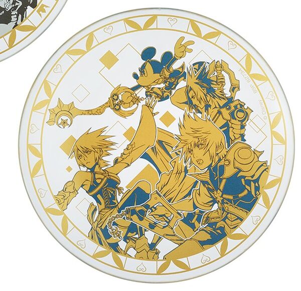 Kingdom Hearts – Assiette en verre Aqua Mickey Terra Ventus 14 cm Ichiban Kuji Linking Hearts D Prize